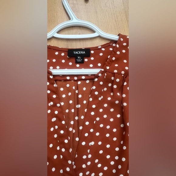 XL Tacera Top - Picture 3 of 5